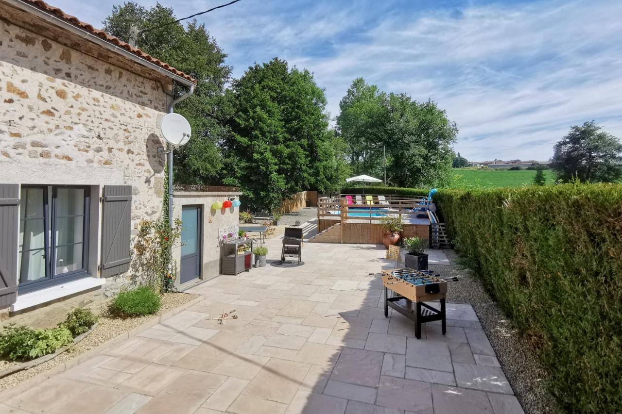 Gite Du Moulin Toucan Berneuil  Экстерьер фото