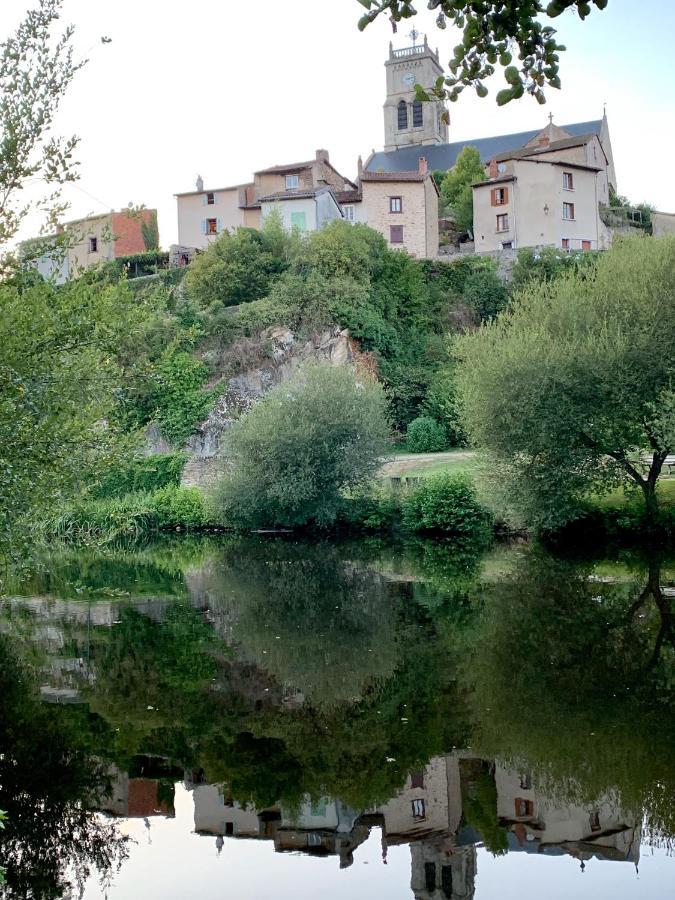 Gite Du Moulin Toucan Berneuil  Экстерьер фото